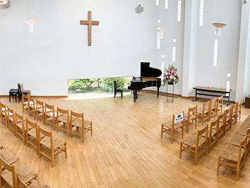 主なピアノ発表会の会場  　岡山シンフォニーホール 　岡山県立美術館 　岡山県天神山文化プラザ 　ルネスホール 　岡山県総合福祉会館 　さくら学園 さくらホール 　日本福音ルーテル岡山教会 　など